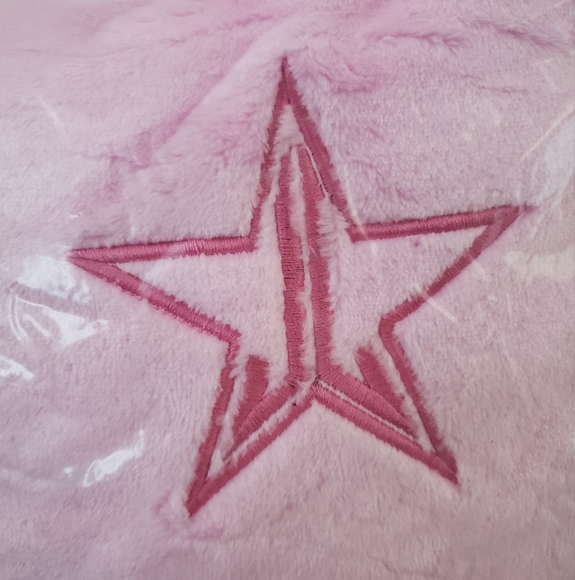 Jeffree Star Pink Robe - Picture 2 of 5